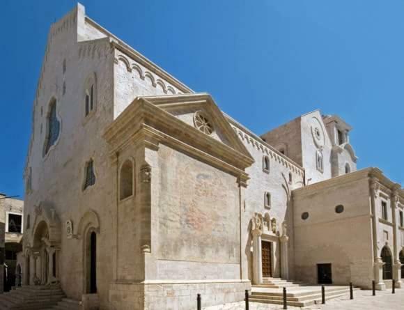 Palazzo Lupicini Affittacamere Bisceglie Exterior photo